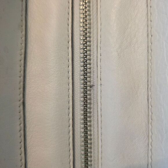 Coach Taylor Eyelet Carry-all - Picture 13 of 16